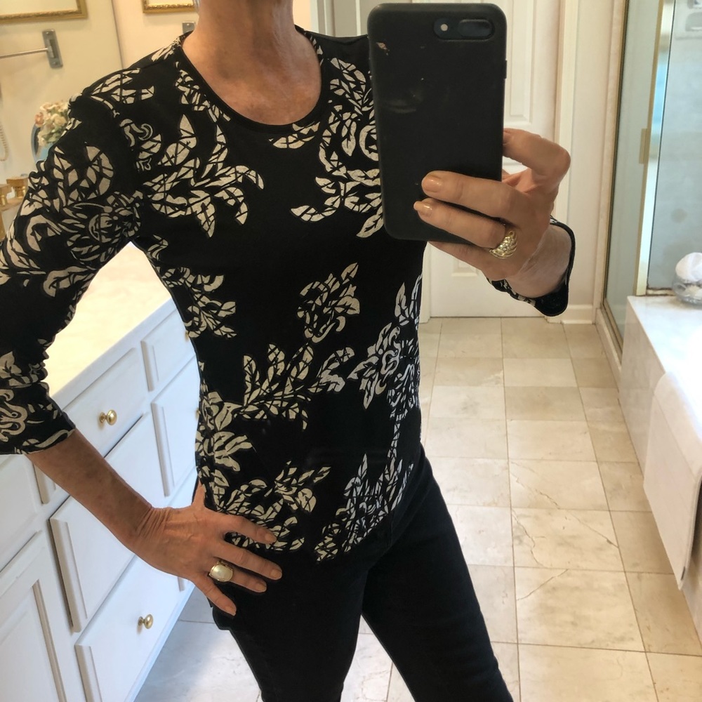 Black & White design long sleeve T style, Sz S - Picture 3 of 11